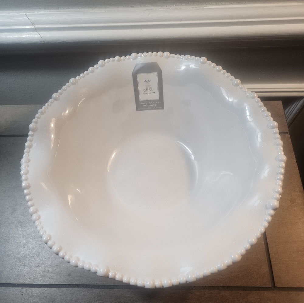 Elegant White Shimmer Beaded Bowl
